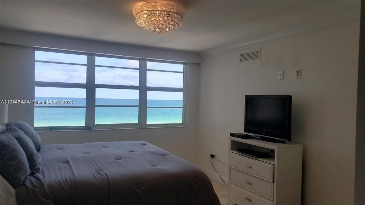 6917 Collins Ave, Unit 809, Miami Beach, FL 33141 Photo