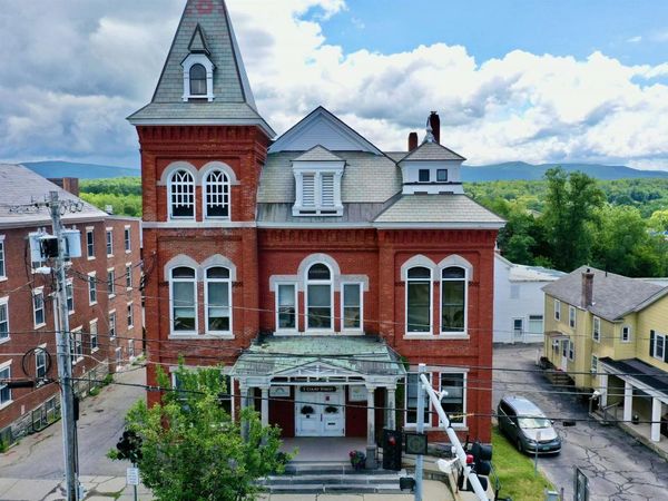 5 Court Street, Middlebury, VT 05753