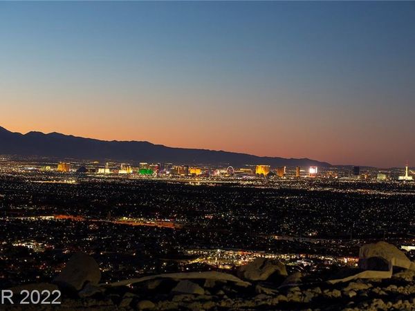 591 Grand Rim Drive, Henderson, NV 89012