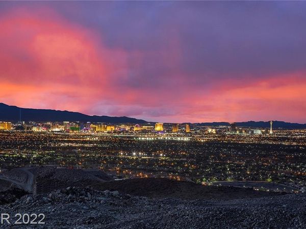 551 Grand Rim Drive, Henderson, NV 89012