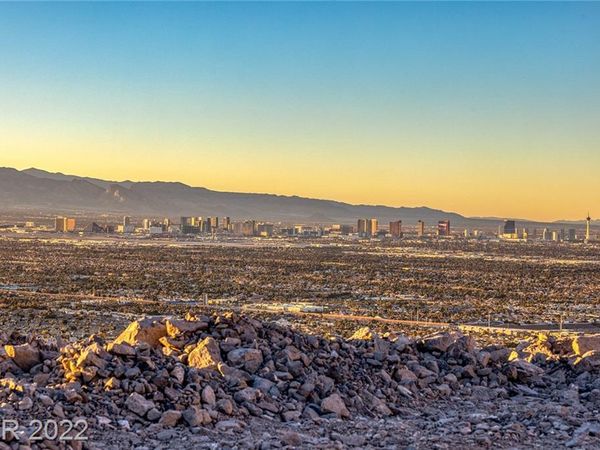 631 Alpine Summit, Henderson, NV 89012