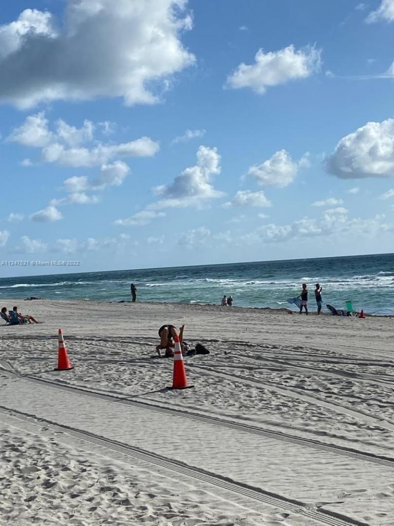 19201 Collins Ave, Unit 218, Sunny Isles Beach, FL 33160 Photo