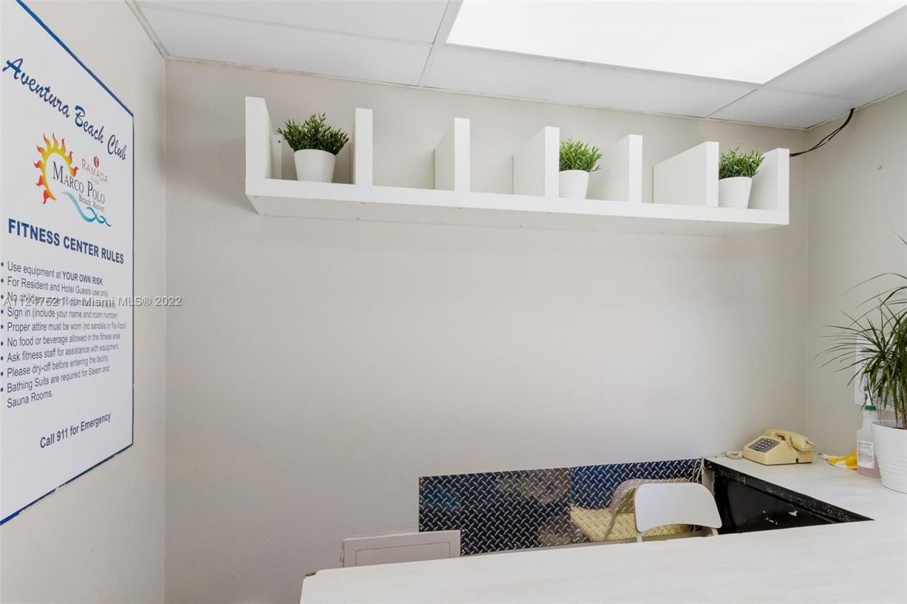 19201 Collins Ave, Unit 218, Sunny Isles Beach, FL 33160 Photo