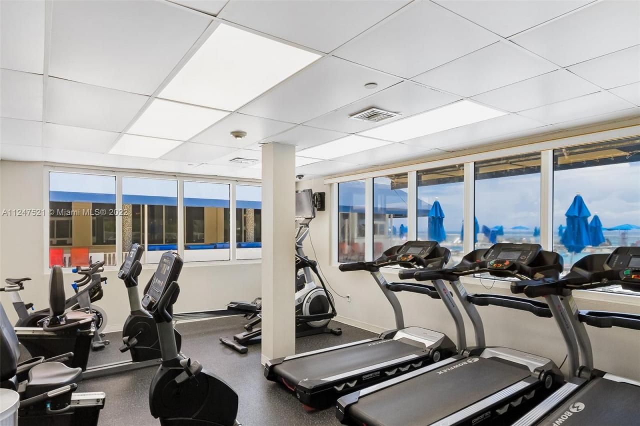 19201 Collins Ave, Unit 218, Sunny Isles Beach, FL 33160 Photo