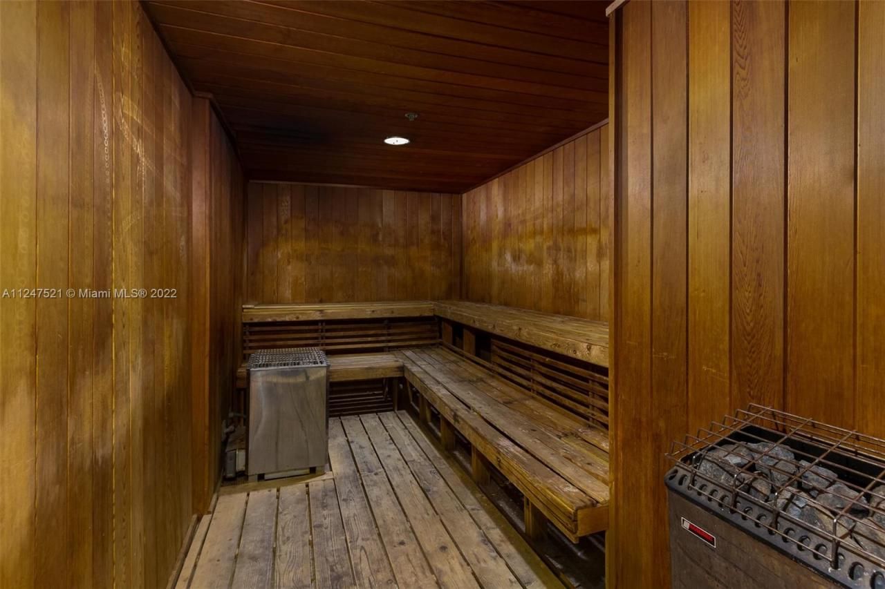 19201 Collins Ave, Unit 218, Sunny Isles Beach, FL 33160 Photo