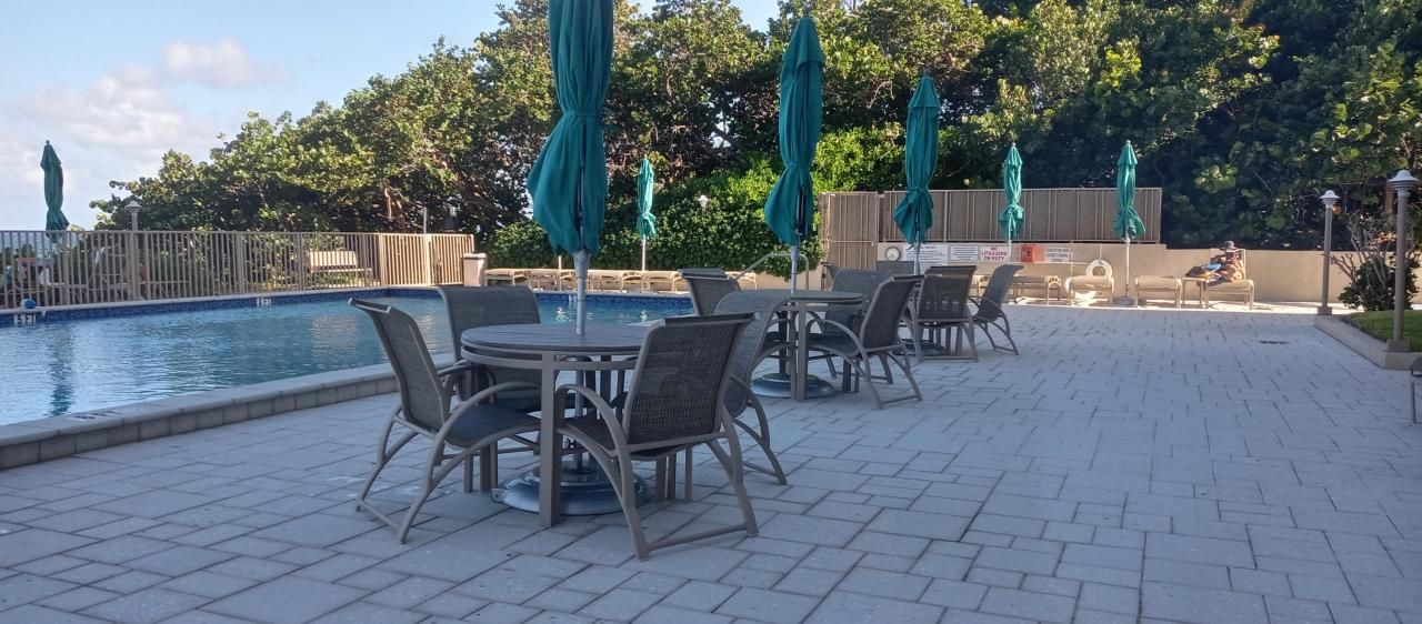 1021 Hillsboro Mile, Unit 204, Hillsboro Beach, FL 33062 Photo