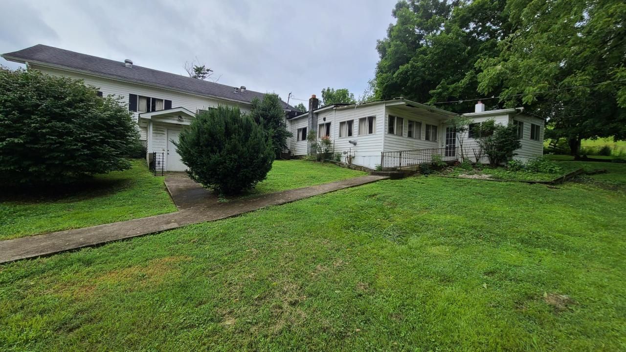395 Lloyd Wilson Road, Williamsburg, KY 40769