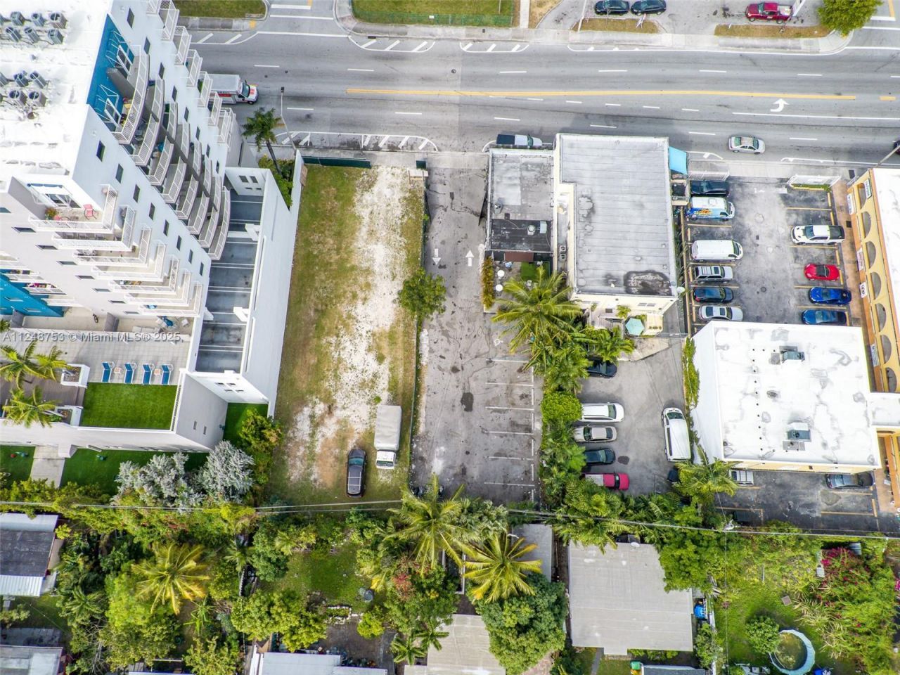 1750 NW 7th St, Miami, FL 33125 Photo