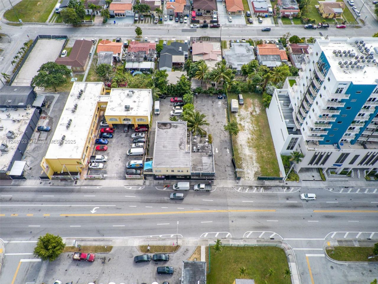 1750 NW 7th St, Miami, FL 33125 Photo