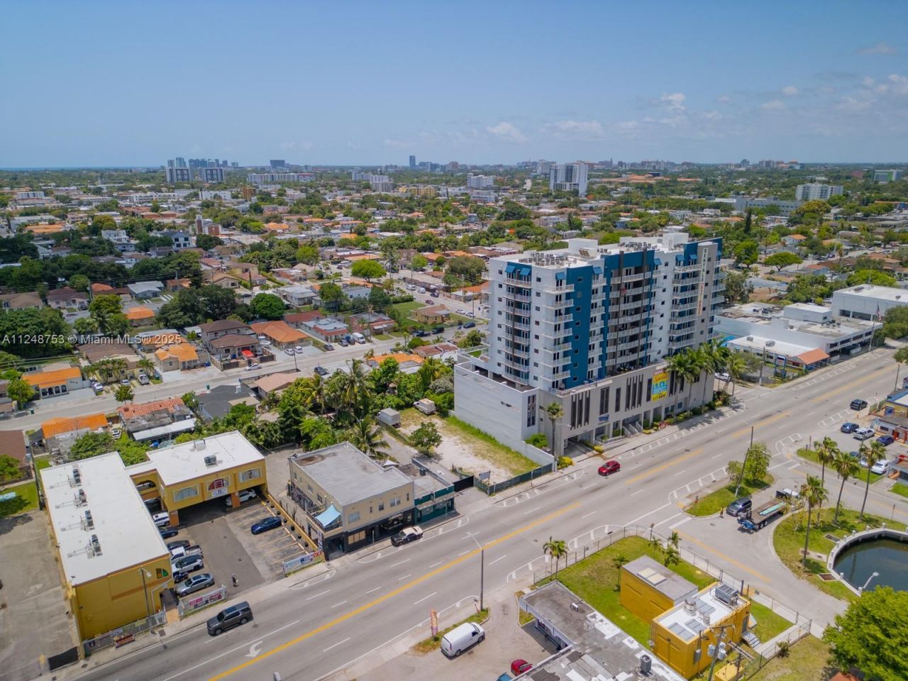 1750 NW 7th St, Miami, FL 33125 Photo