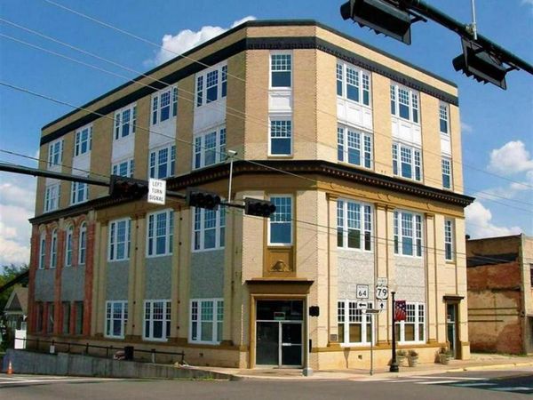 202 E Main Street, Henderson, TX 75652