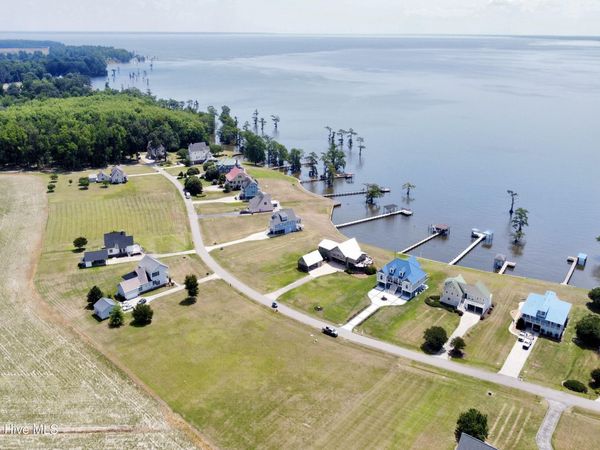 458 Batchelor Bay Drive, Windsor, NC 27983