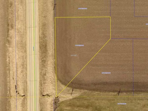 Lot #13, Grundy Center, IA 50638