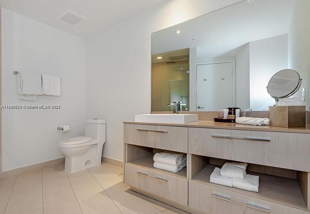 4111 S Ocean Dr, Unit 1004, Hollywood, FL 33019 Photo