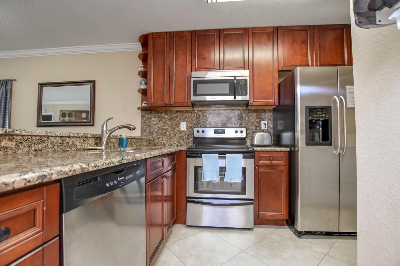 705-711 Linton Boulevard, Unit A101, Delray Beach, FL 33444 Photo