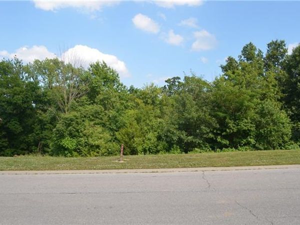 7001 N Norton Avenue, Gladstone, MO 64119