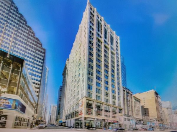 8 W Monroe Street, Chicago, IL 60603