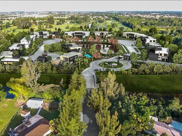 Worth Ave, Palm Beach, FL 33463