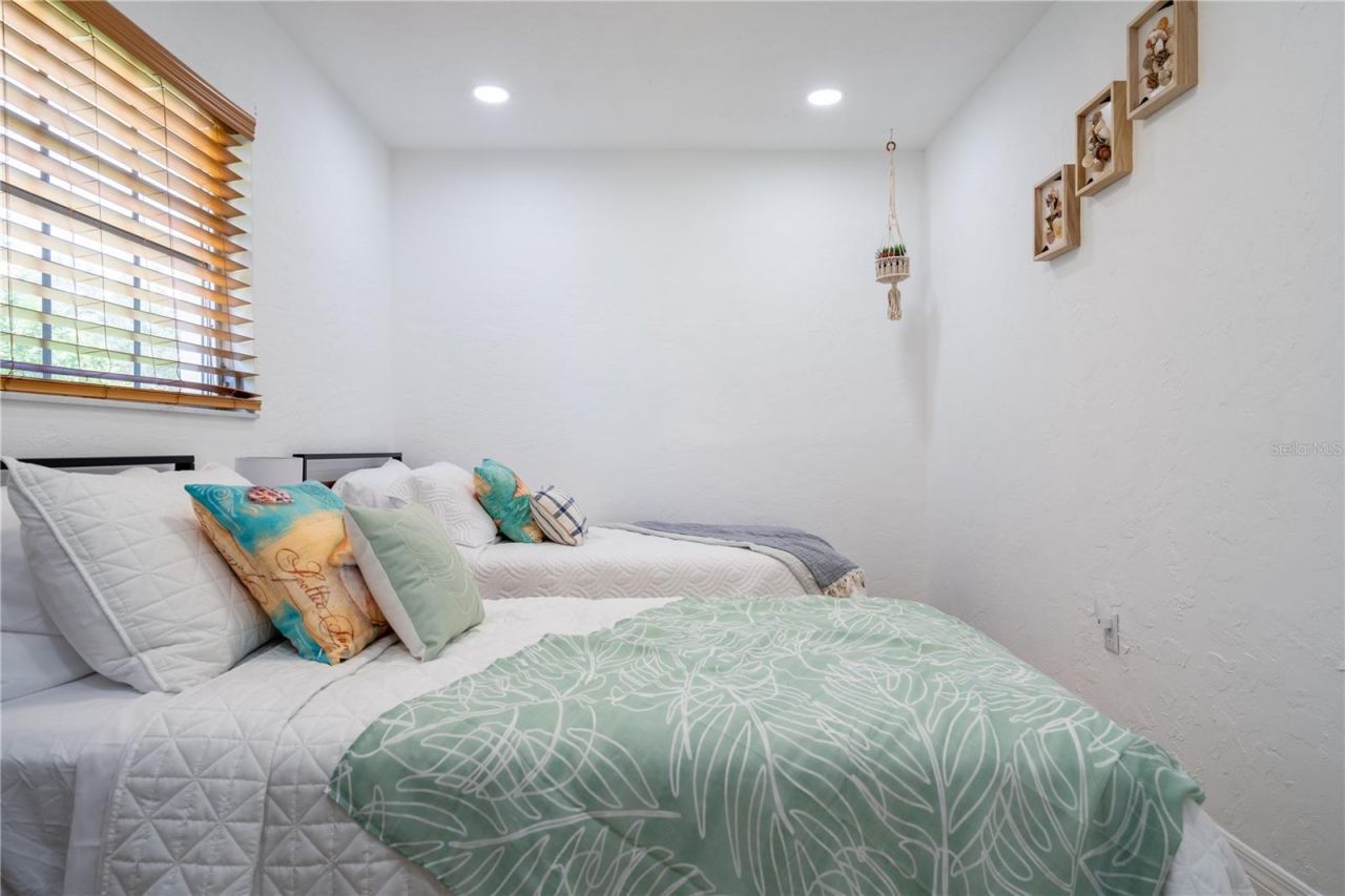 7354 Biltmore Drive, Sarasota, FL 34231 Photo