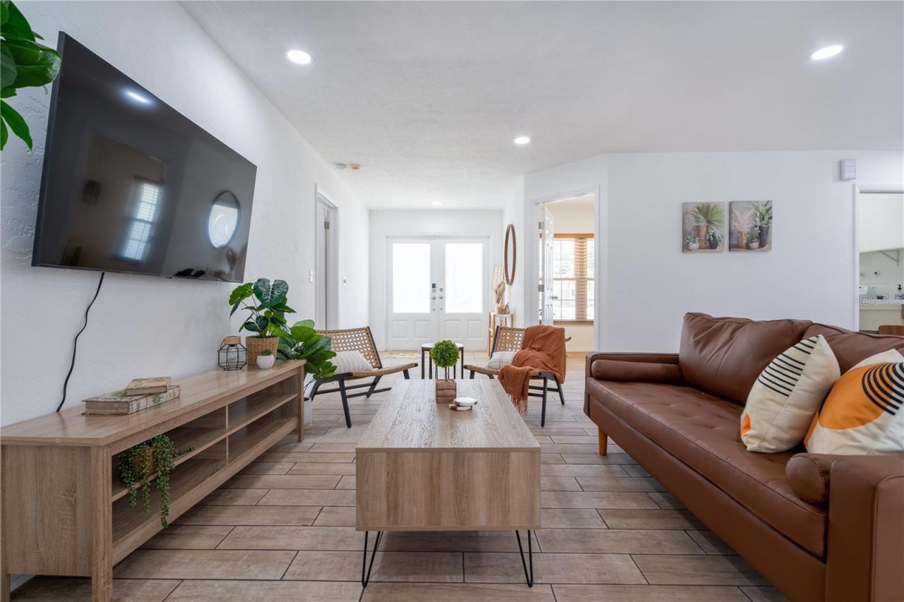 7354 Biltmore Drive, Sarasota, FL 34231 Photo