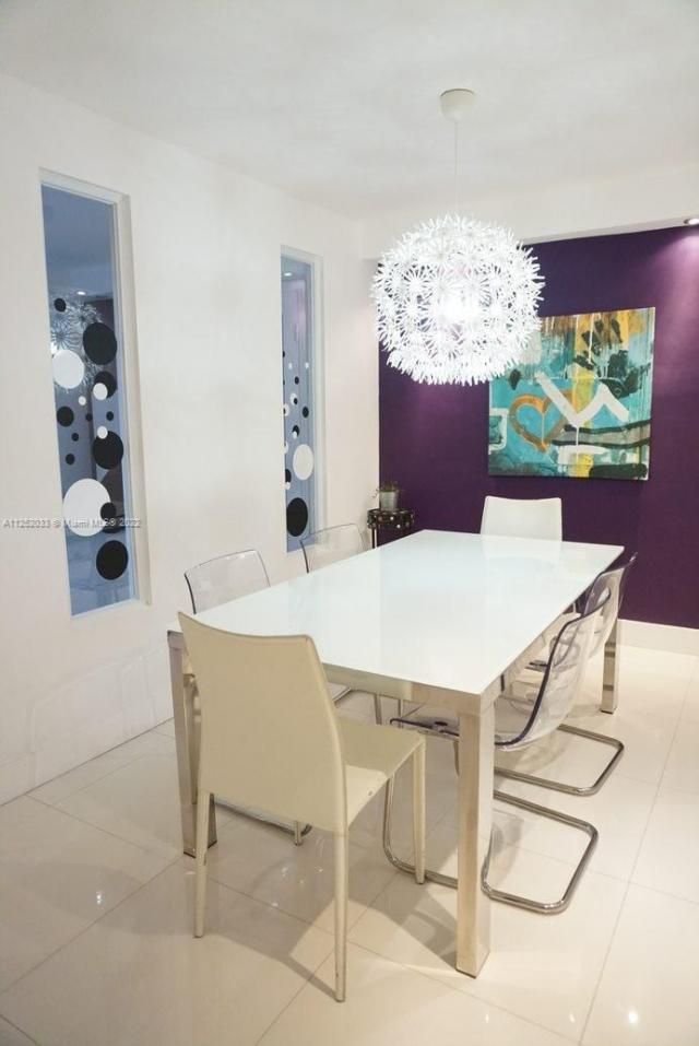 5161 Collins Av, Unit 309, Miami Beach, FL 33140 Photo