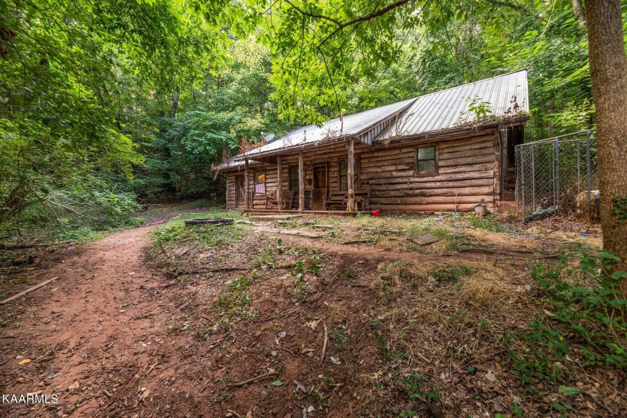 4913 Stump Rd, Maryville, TN 37803 Main Photo