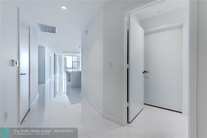 851 NE 1st Avenue, Unit 1912, Miami, FL 33132 Photo