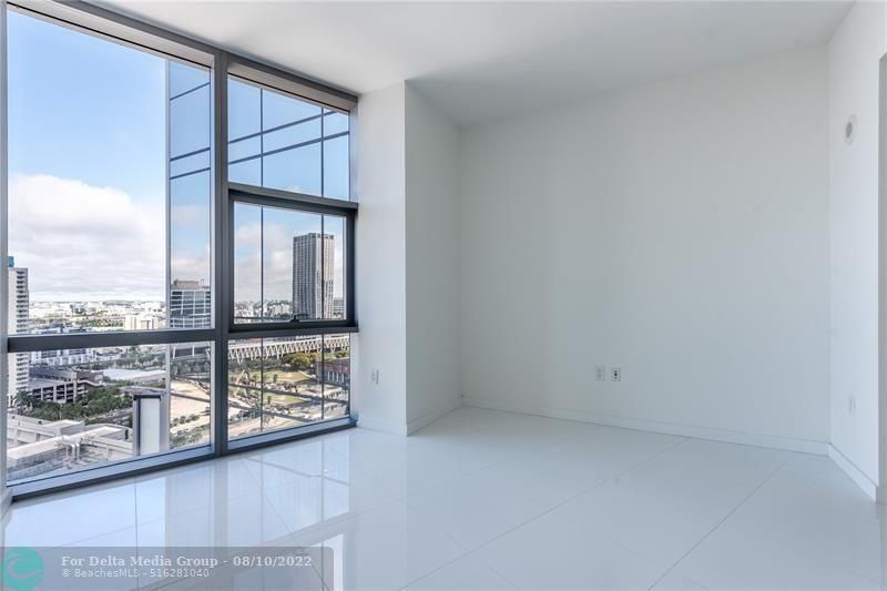 851 NE 1st Avenue, Unit 1912, Miami, FL 33132 Photo