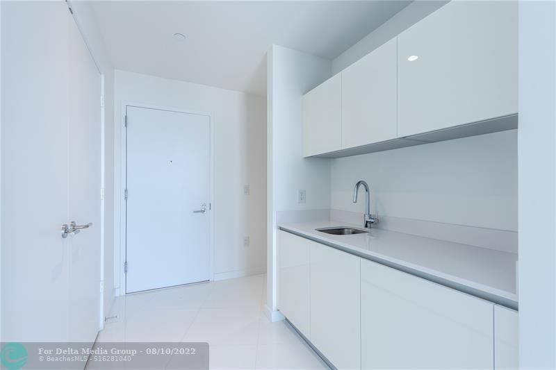 851 NE 1st Avenue, Unit 1912, Miami, FL 33132 Photo
