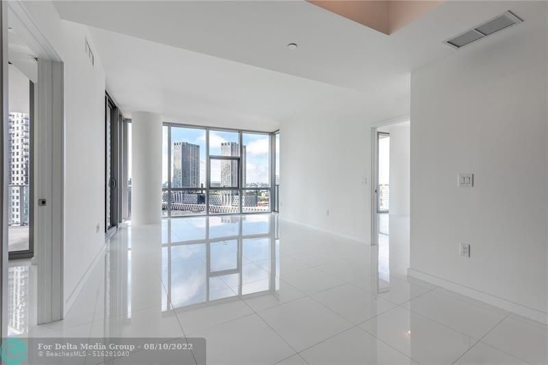 851 NE 1st Avenue, Unit 1912, Miami, FL 33132 Photo