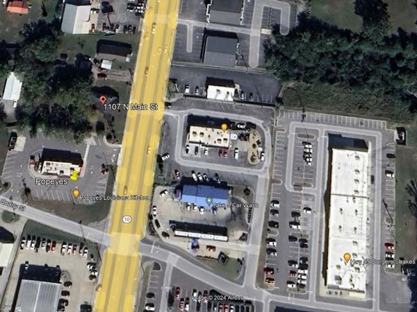 1107 N Main St, Shelbyville, TN 37160