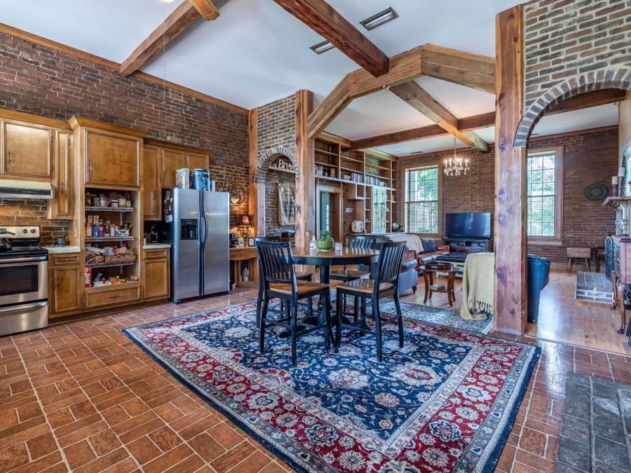 Property Image 37
