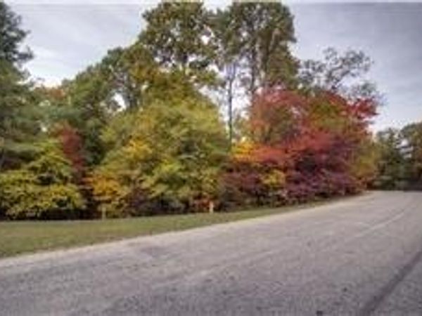69 Long Mountain Trl, McMinnville, TN 37110