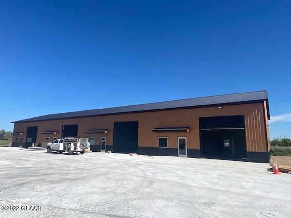 3140 GATEWAY DRIVE UNIT B, Grand Forks, ND 58203