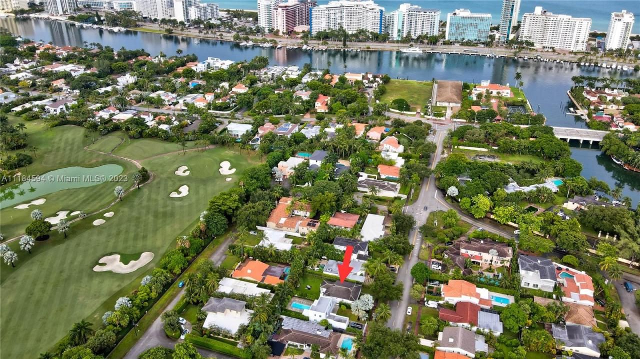 535 W 51st St, Miami Beach, FL 33140 Photo