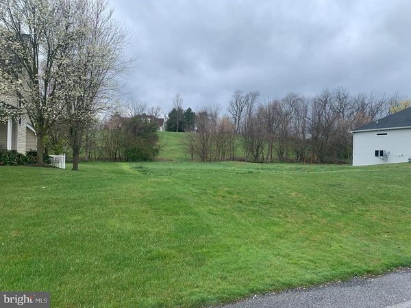 6263 OAK LEAF LANE N, FAYETTEVILLE, PA 17222