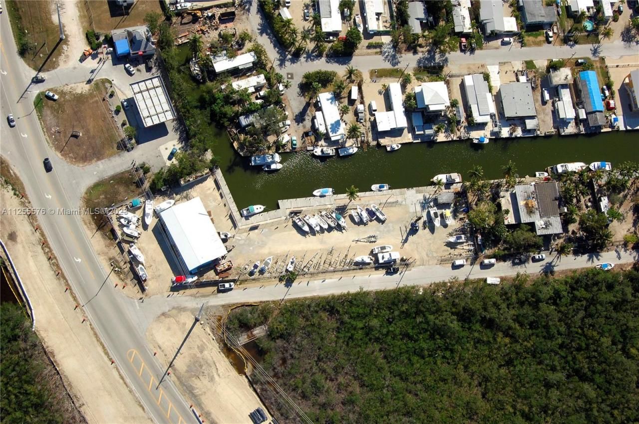 10660 Summerland Dr, Key Largo, FL 33037 Photo