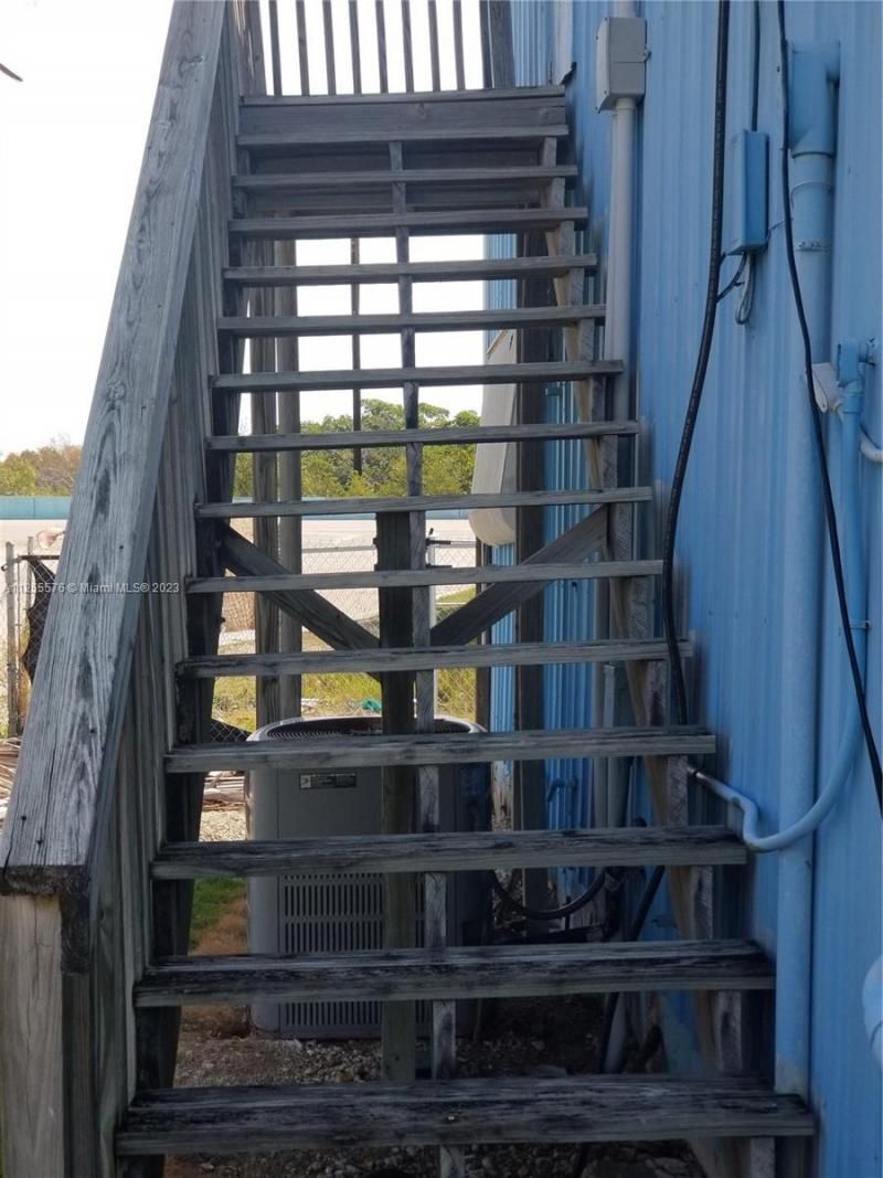 10660 Summerland Dr, Key Largo, FL 33037 Photo