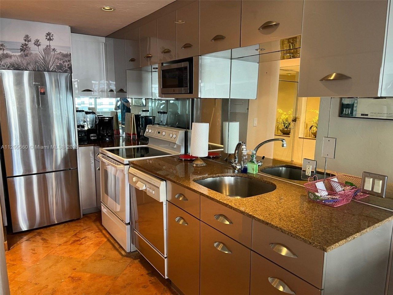 100 Lincoln Rd, Unit 1228, Miami Beach, FL 33139 Photo