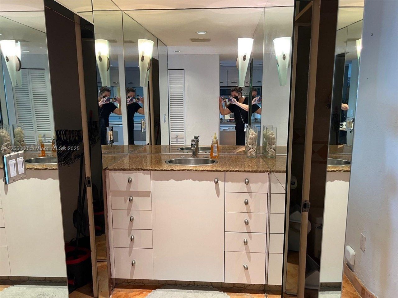 100 Lincoln Rd, Unit 1228, Miami Beach, FL 33139 Photo