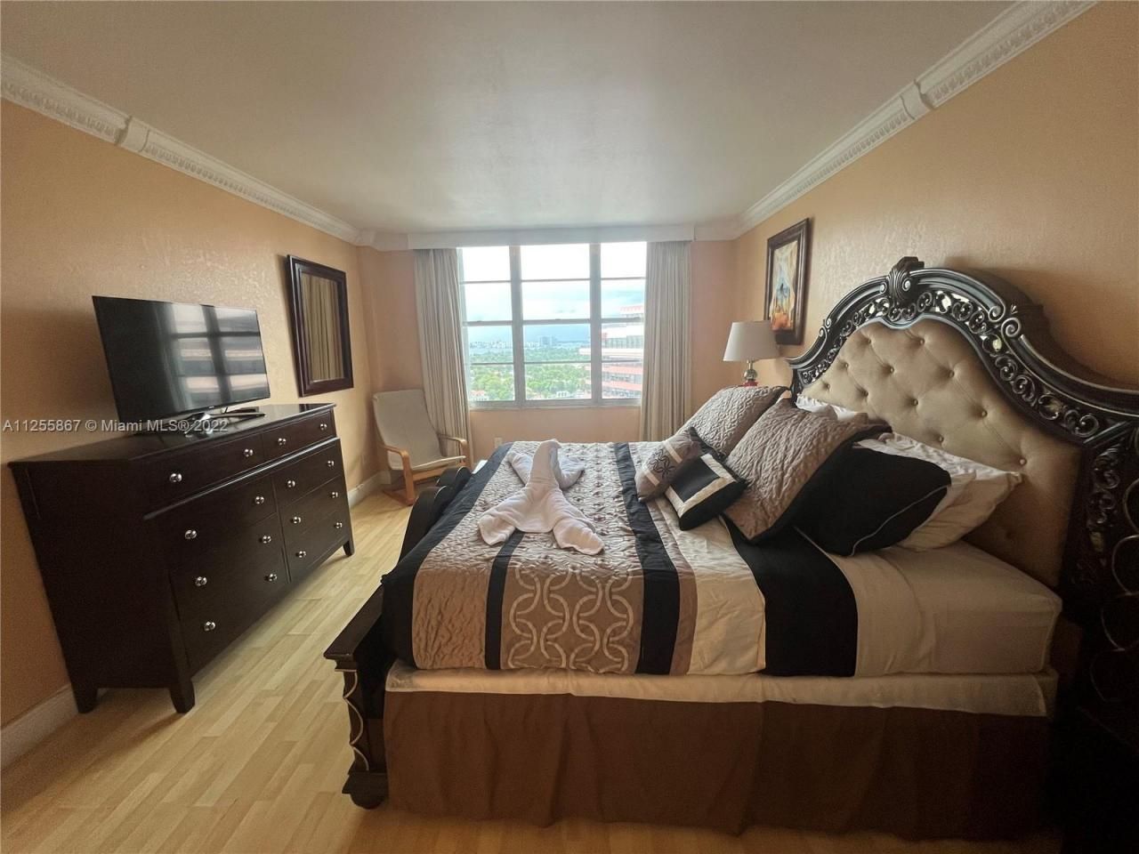 5161 Collins Ave, Unit 1711, Miami Beach, FL 33140 Photo