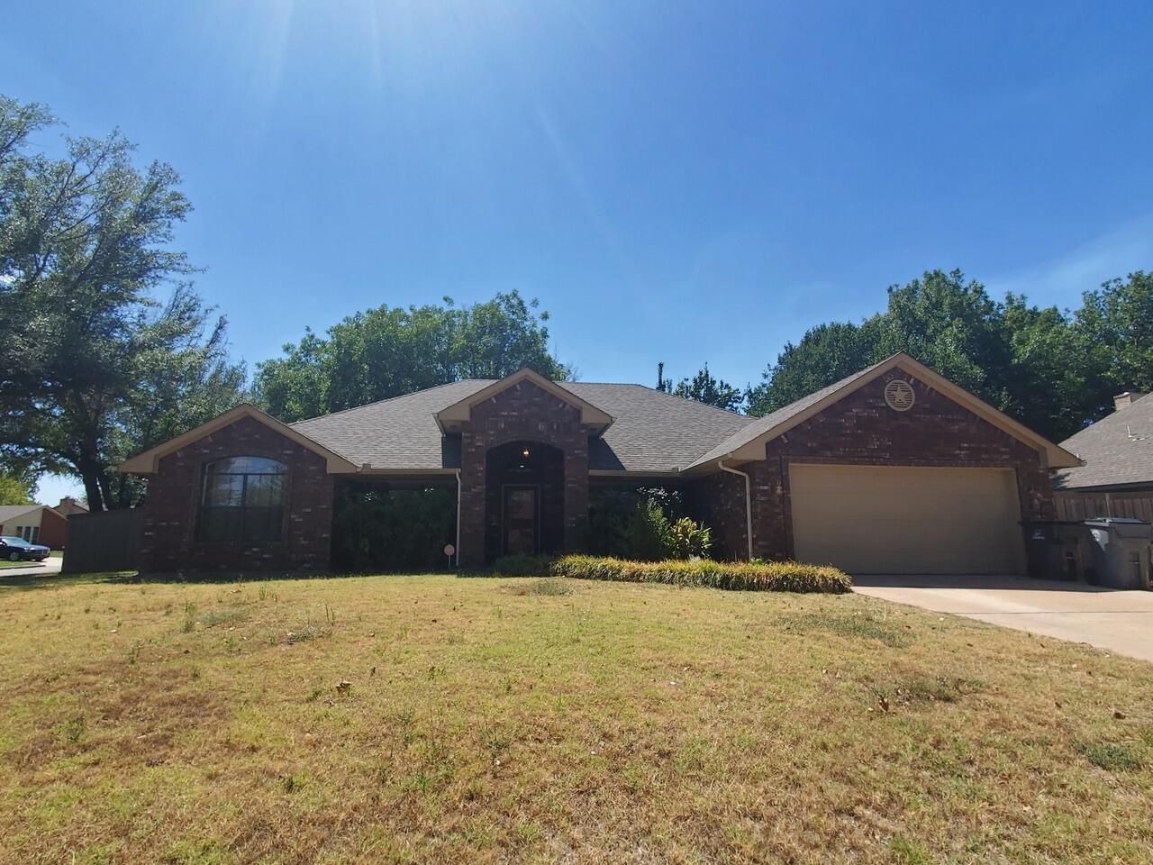 2802 NE SCOTTSDALE CIRCLE, LAWTON, OK 73507