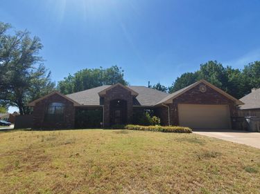 2802 NE SCOTTSDALE CIRCLE, LAWTON, OK 73507