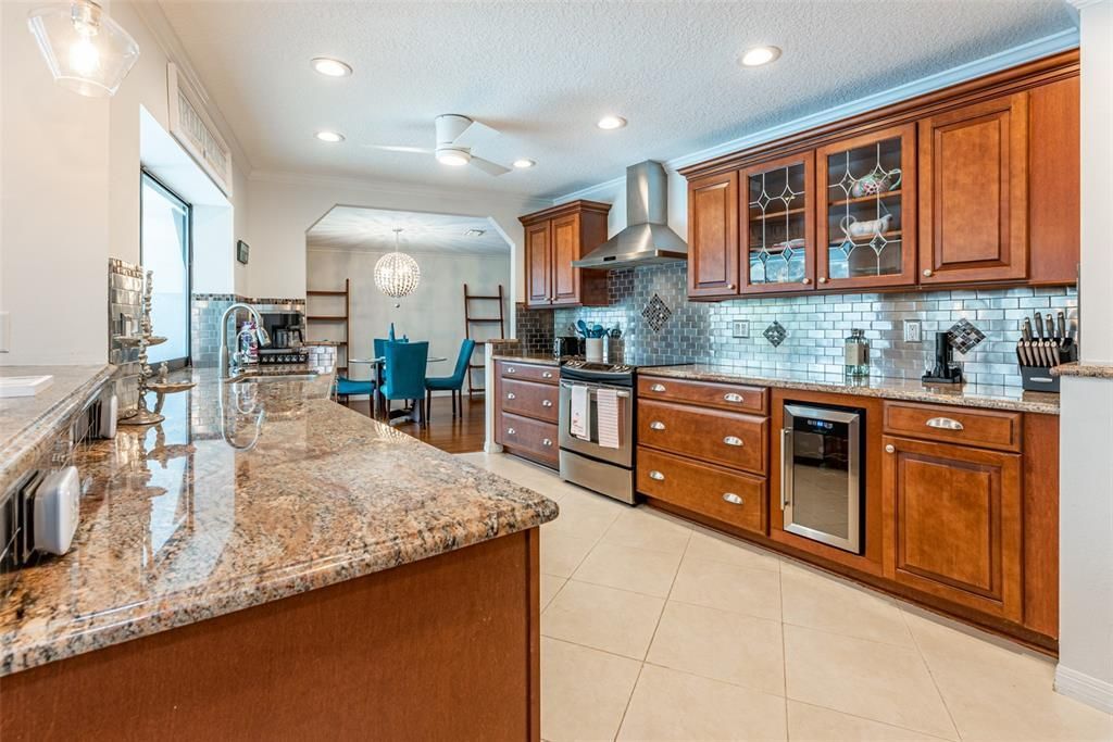 910 Chipaway Drive, Apollo Beach, FL 33572 Photo