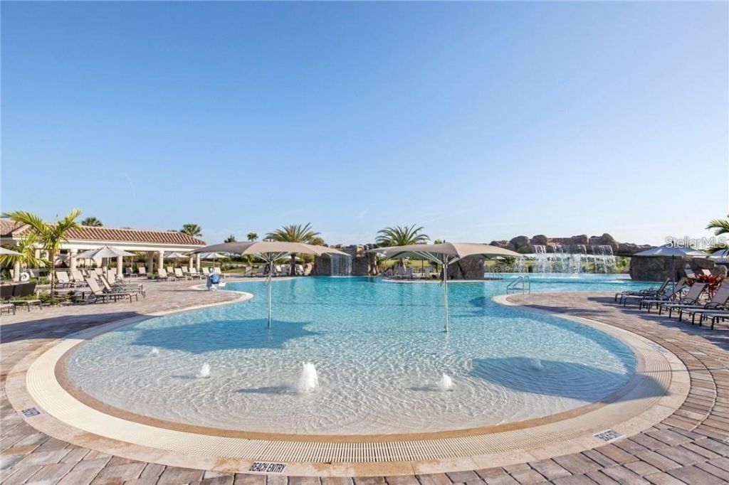 17510 Gawthrop Drive, Unit 405, Lakewood Ranch, FL 34211 Photo