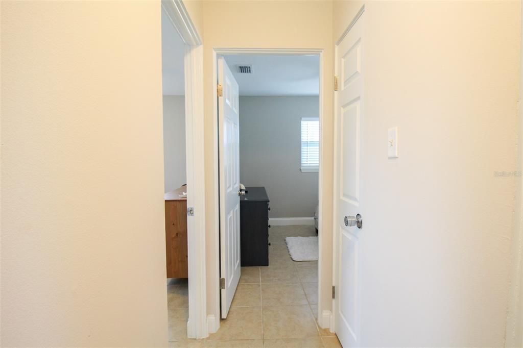 5005 Bee Ridge Road, Sarasota, FL 34233 Photo
