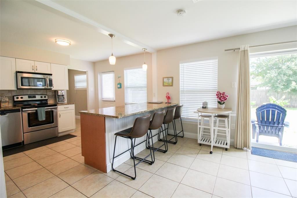5005 Bee Ridge Road, Sarasota, FL 34233 Photo