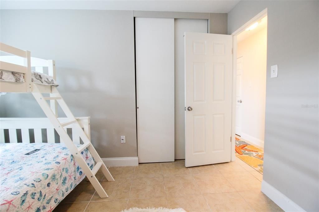 5005 Bee Ridge Road, Sarasota, FL 34233 Photo