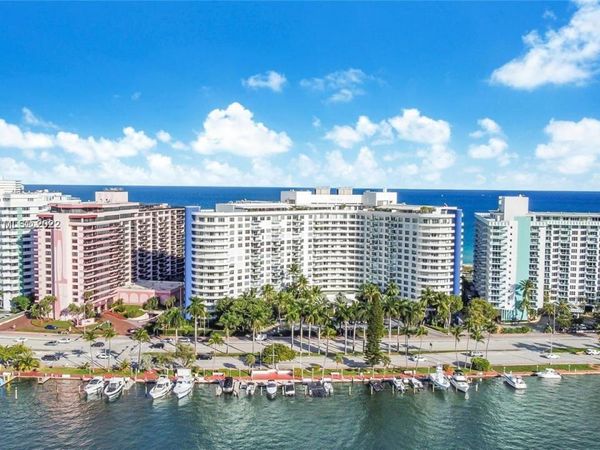 5151 Collins Ave, Unit 725, Miami Beach, FL 33140