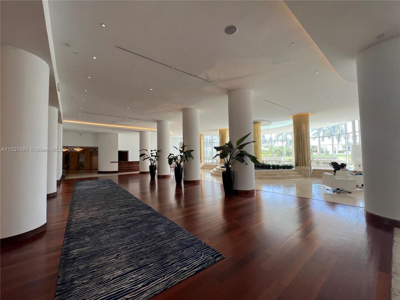 5151 Collins Ave, Unit 725, Miami Beach, FL 33140 Photo